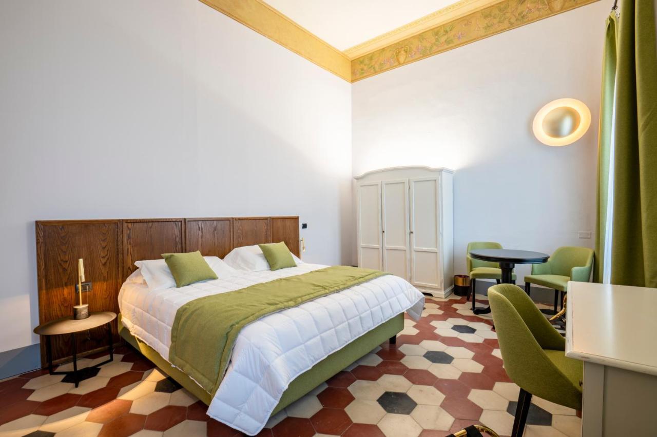 Hotel Villa Maya Кашина Екстериор снимка