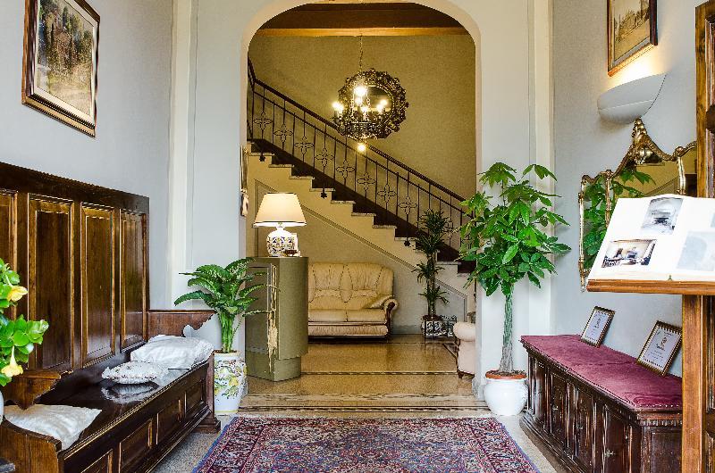 Hotel Villa Maya Кашина Екстериор снимка
